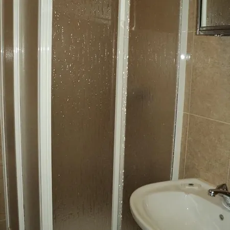 ゲストハウス Local Pensao Rossio *