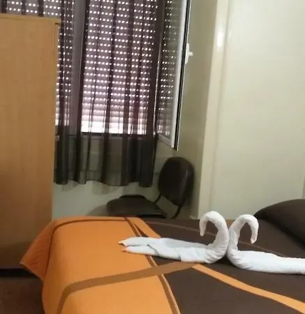 Local Pensao Rossio ゲストハウス リスボン