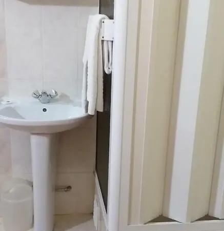 ゲストハウス Local Pensao Rossio