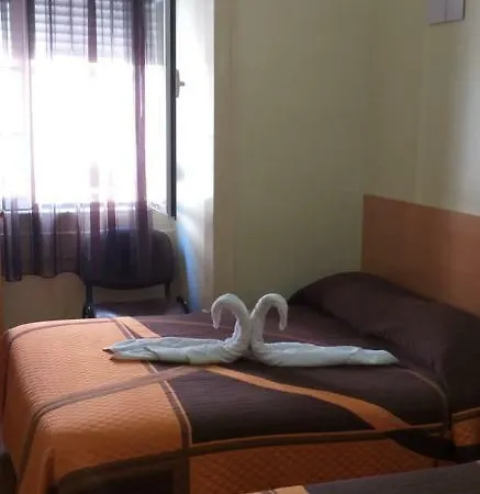 Local Pensao Rossio * リスボン