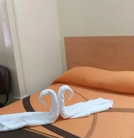 Local Pensao Rossio ゲストハウス *