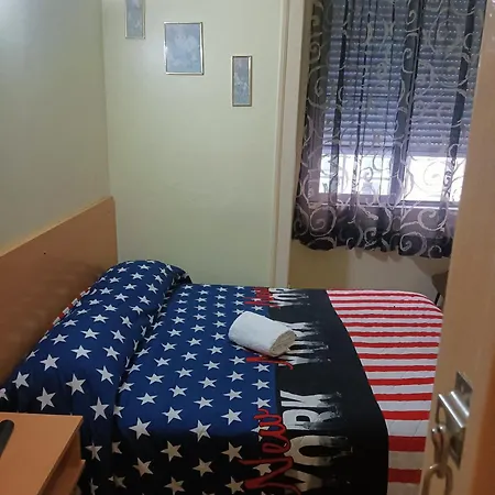 Local Pensao Rossio 게스트하우스 *